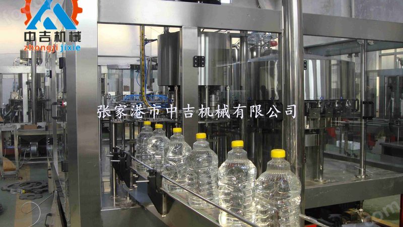 在定制食品加工设备时，技术参数是关键考量因素。以下是一些重要的技术参数：